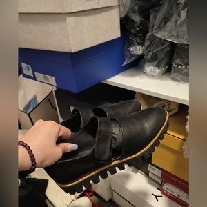 L’Intervalle Montreal black loafer brand new
